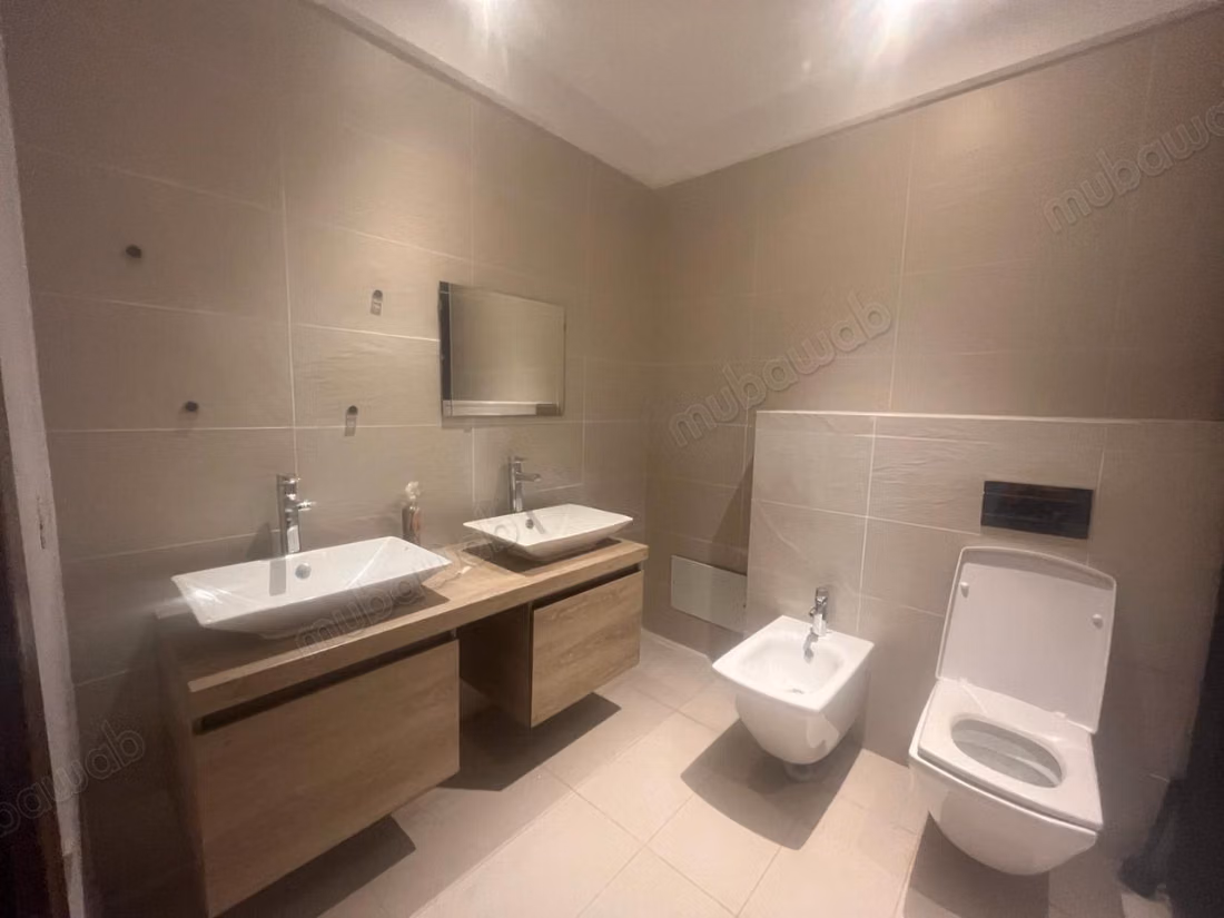 Apartamento RDJ en alquiler vacío en Darbouazza