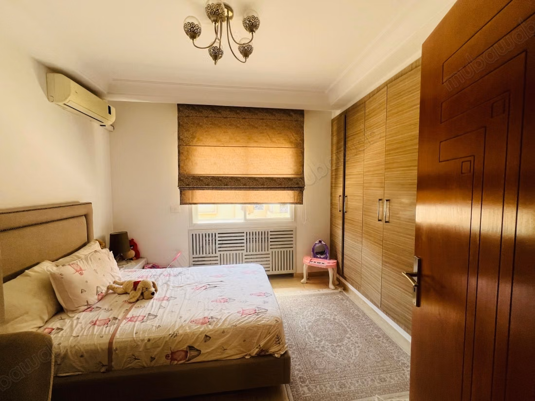 A vendre un appartement en S2 de120m²
