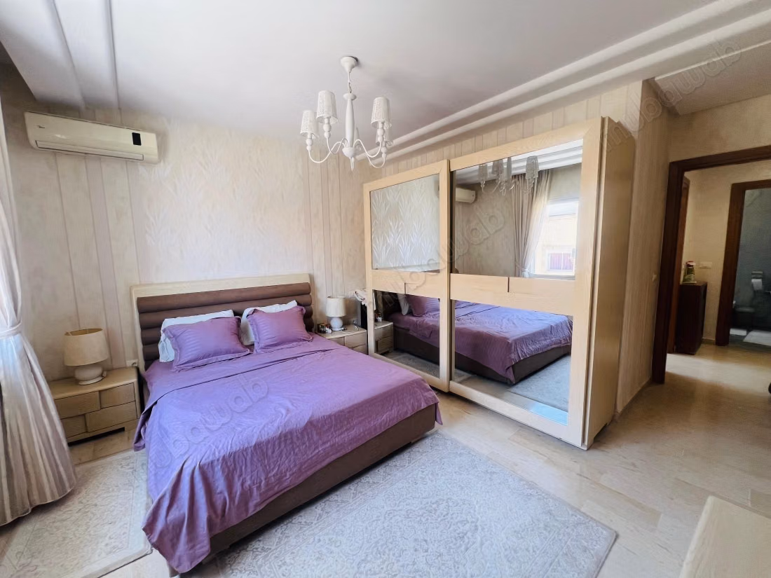 A vendre un appartement en S2 de120m²