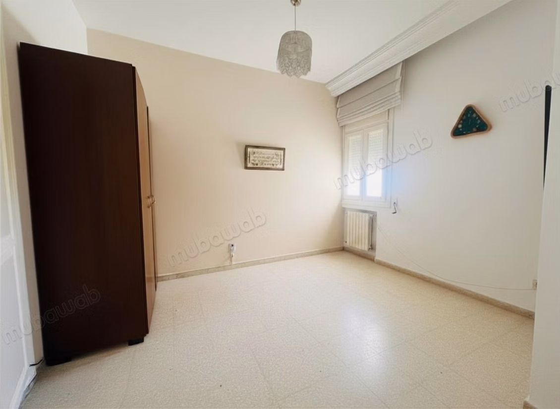 A vendre un appartement en S4 de 178m²