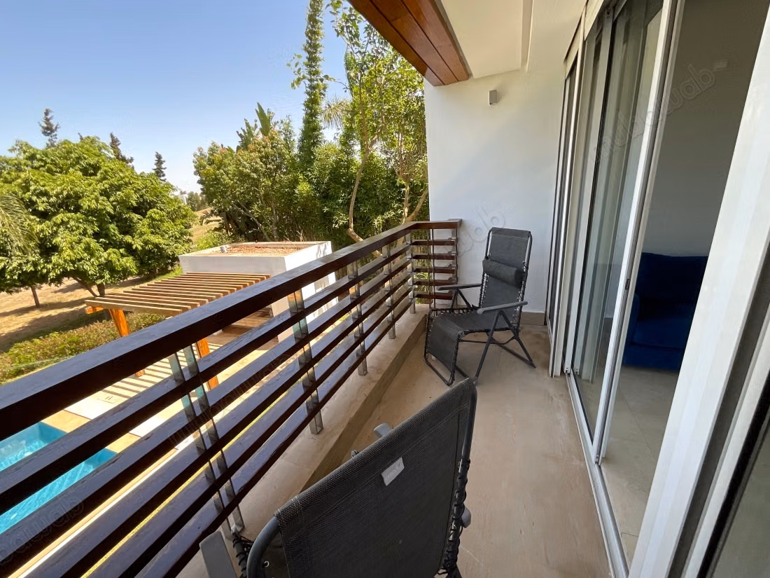 Villa fronte golf città verde