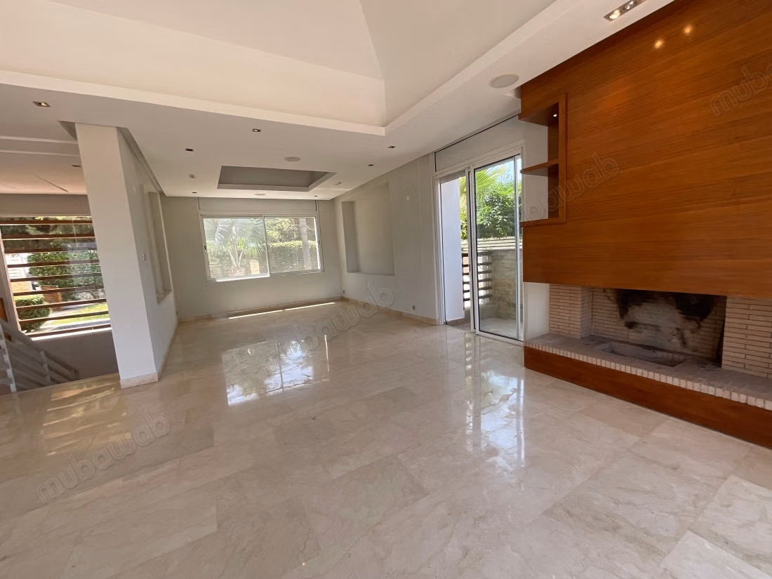 Villa fronte golf città verde