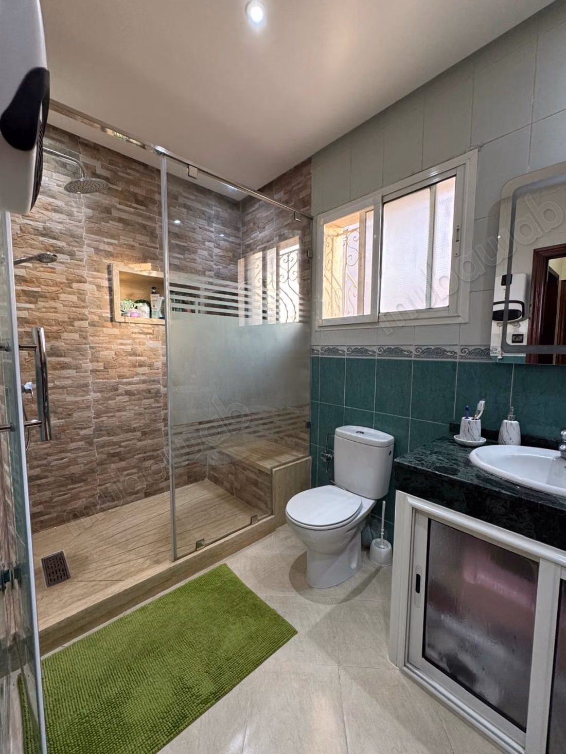 Gran apartamento en venta – Hay El Wifak