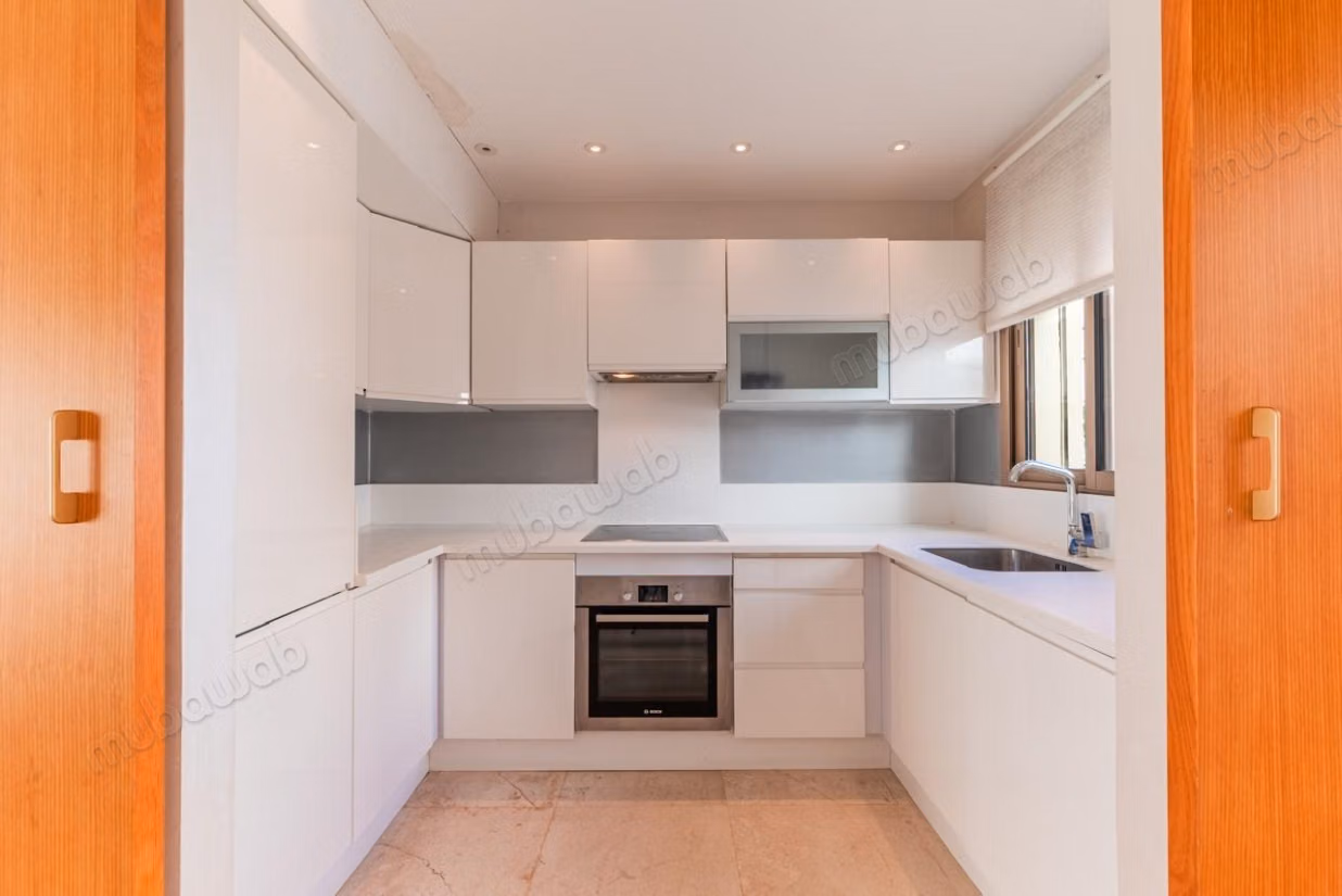 Triangle d'Or/Appartement meublé 85m² Balcon
