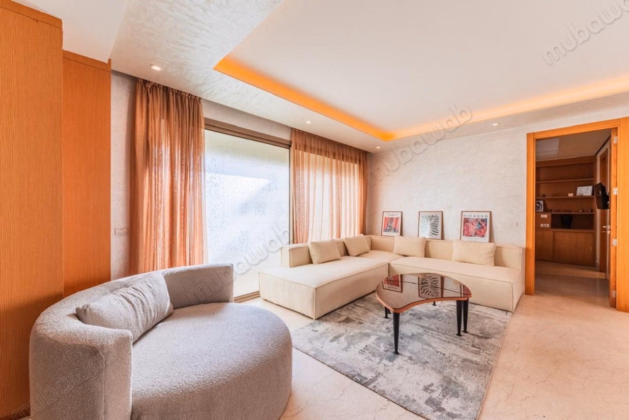 Triangle d'Or/Appartement meublé 85m² Balcon