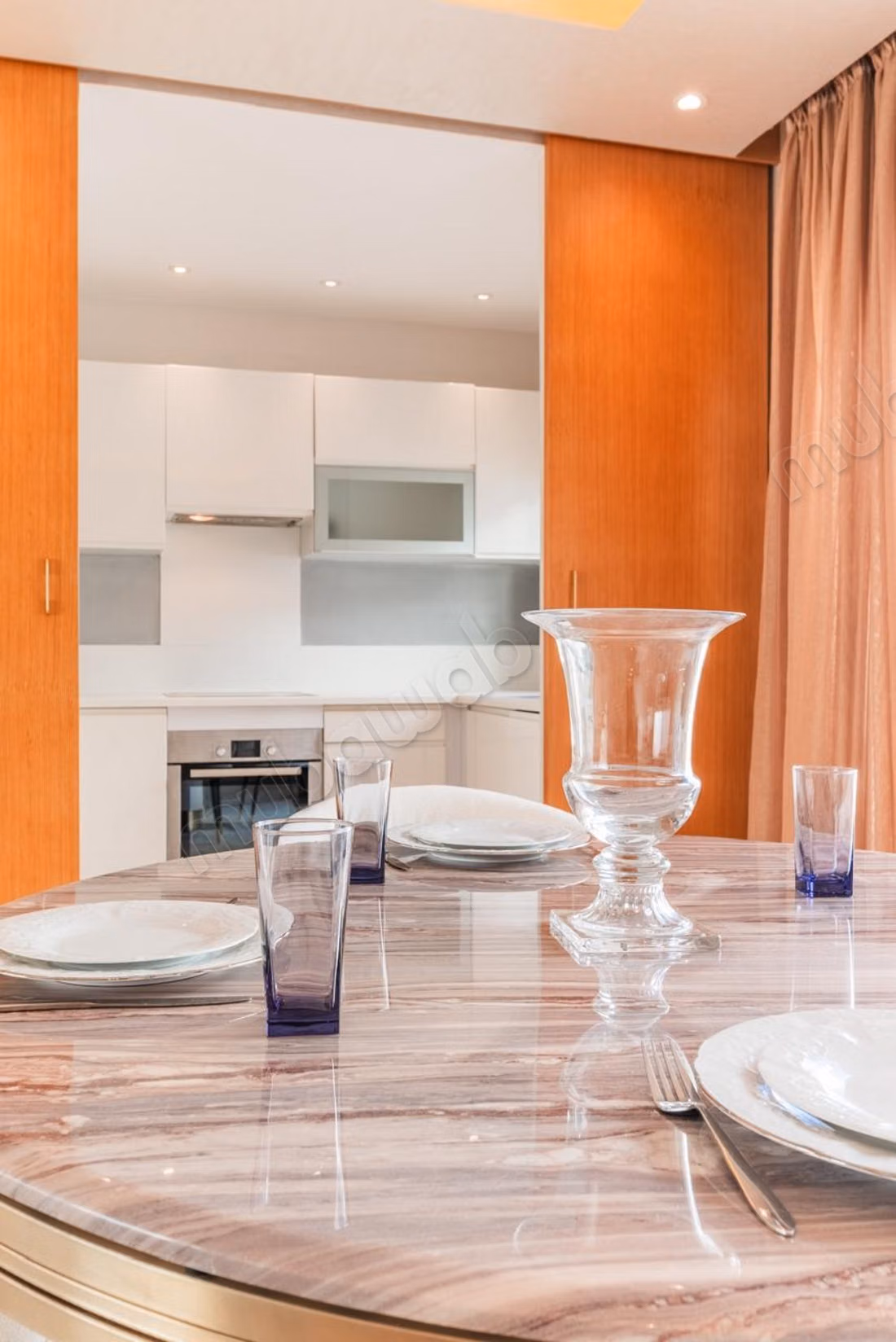 Triangle d'Or/Appartement meublé 85m² Balcon