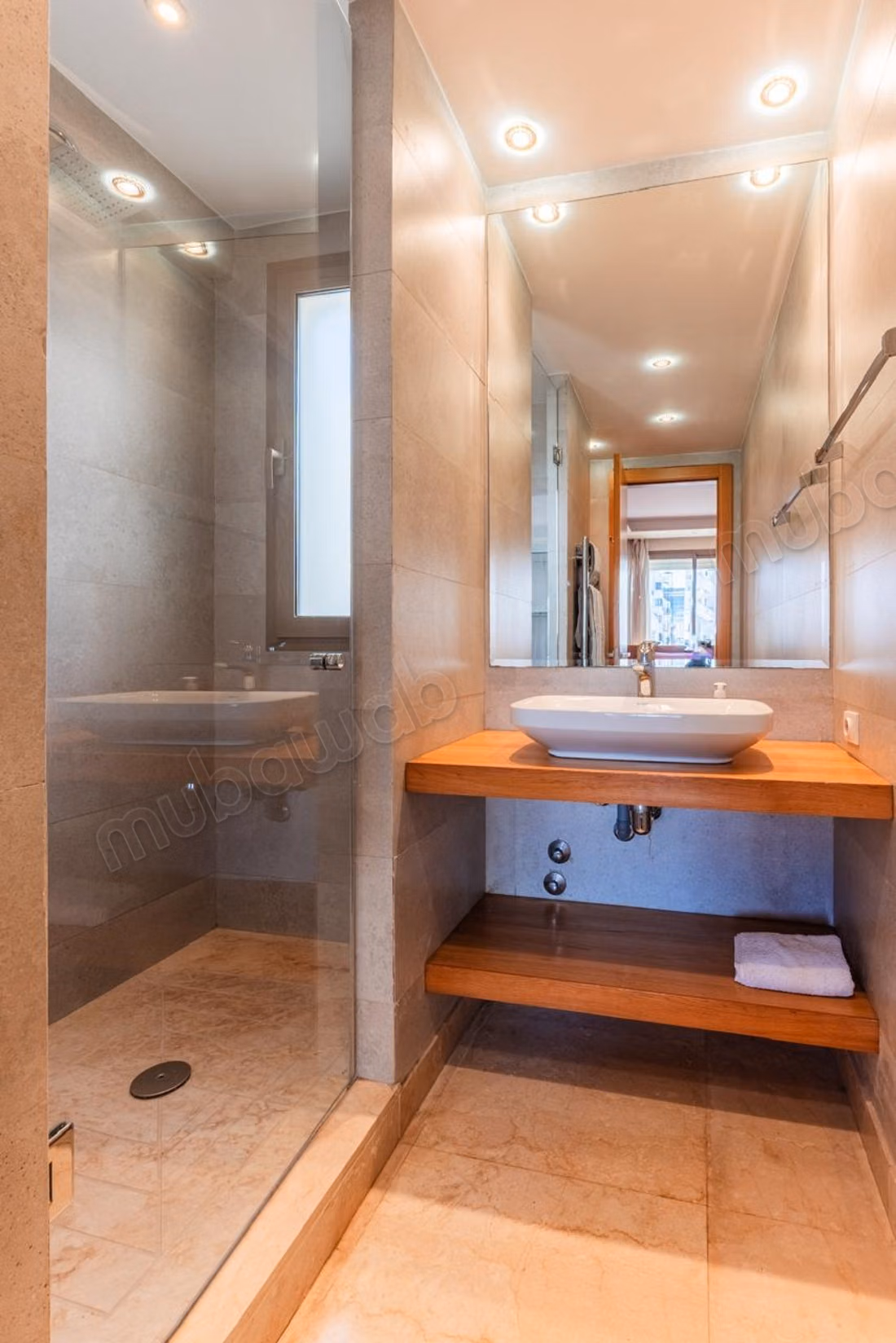 Triangle d'Or/Appartement meublé 85m² Balcon