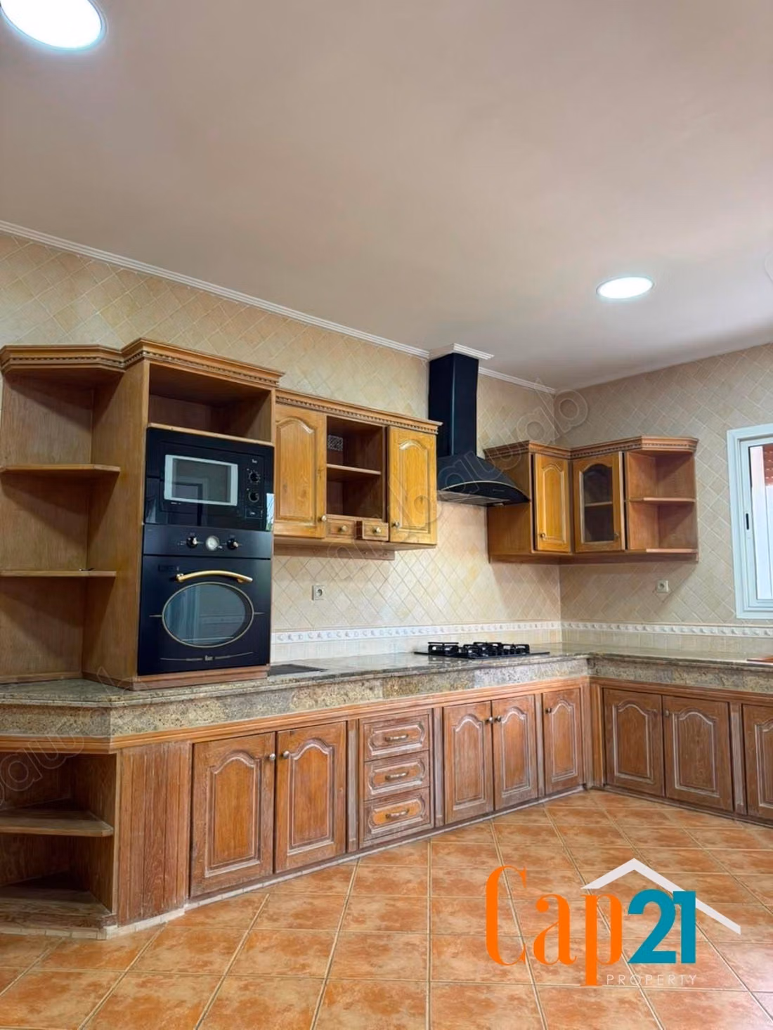 Apartment for rent 300m² BOUBANA