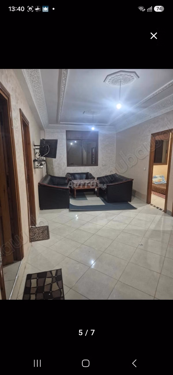 Très bel appartement en location à Hay Essalam. 
2 chambres. 
Meublé
