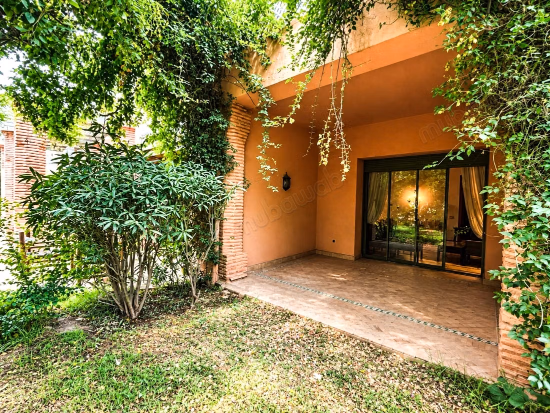 Bel appartement en rez de chaussée Palmeraie