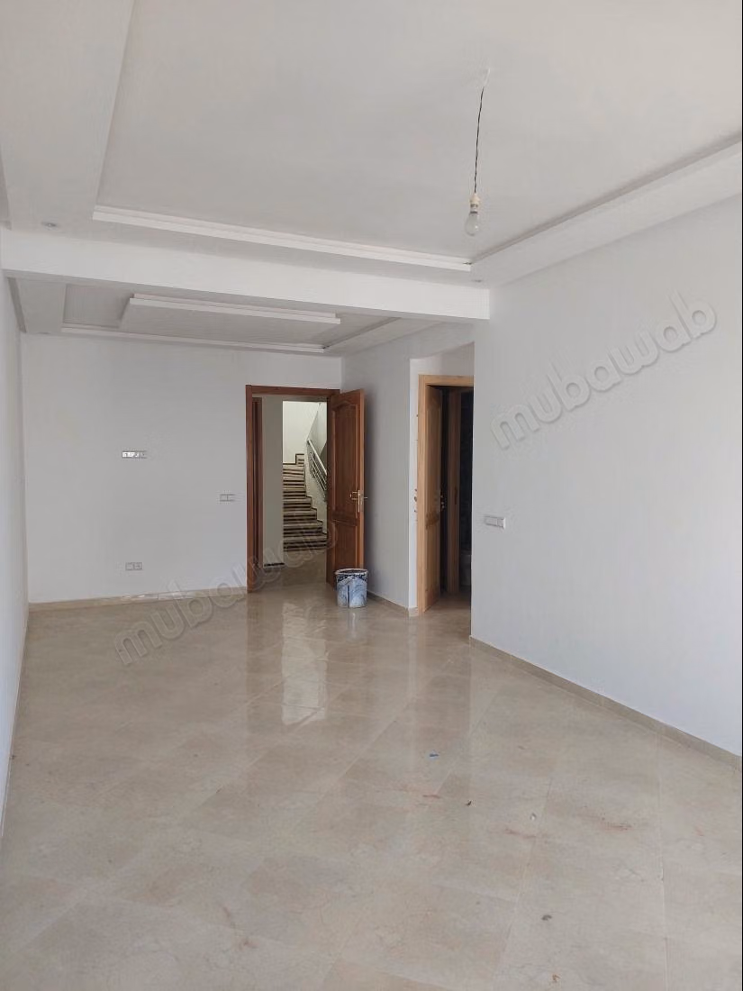 Apartamento Superbe de 77 m² en buen estado – 2 habitaciones