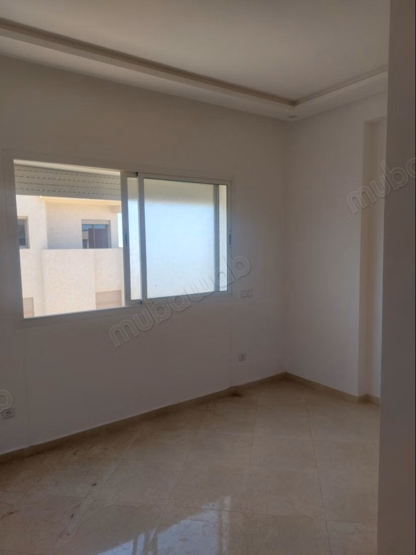 Apartamento Superbe de 77 m² en buen estado – 2 habitaciones