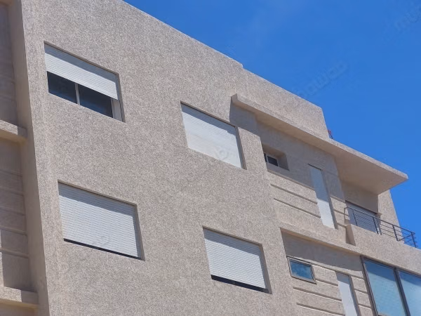 Apartamento Superbe de 77 m² en buen estado – 2 habitaciones