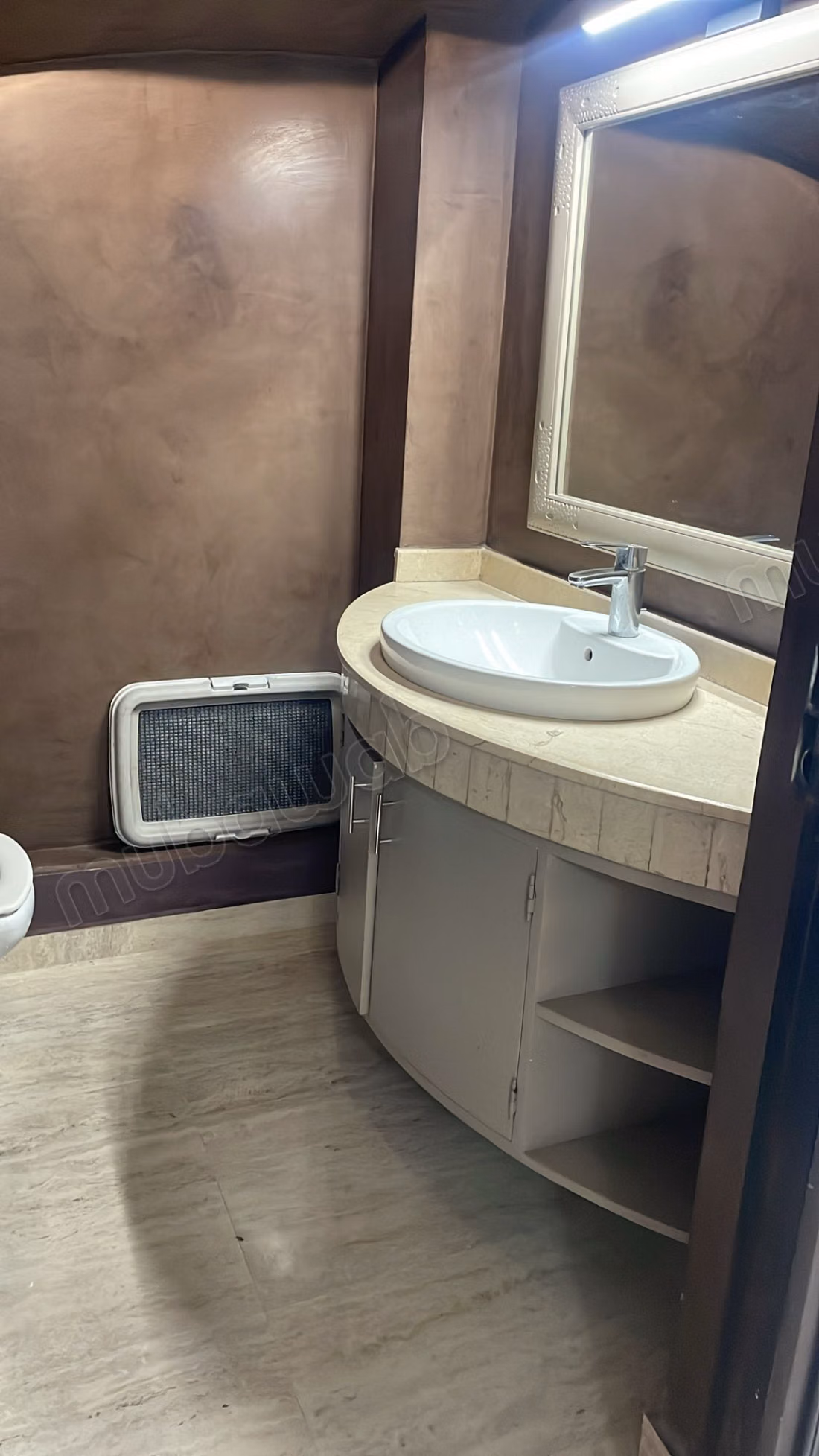 Loue duplex meuble 3 ch Maarif
