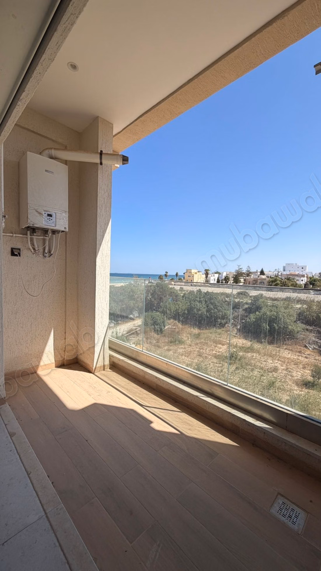 S2 with Side Sea View