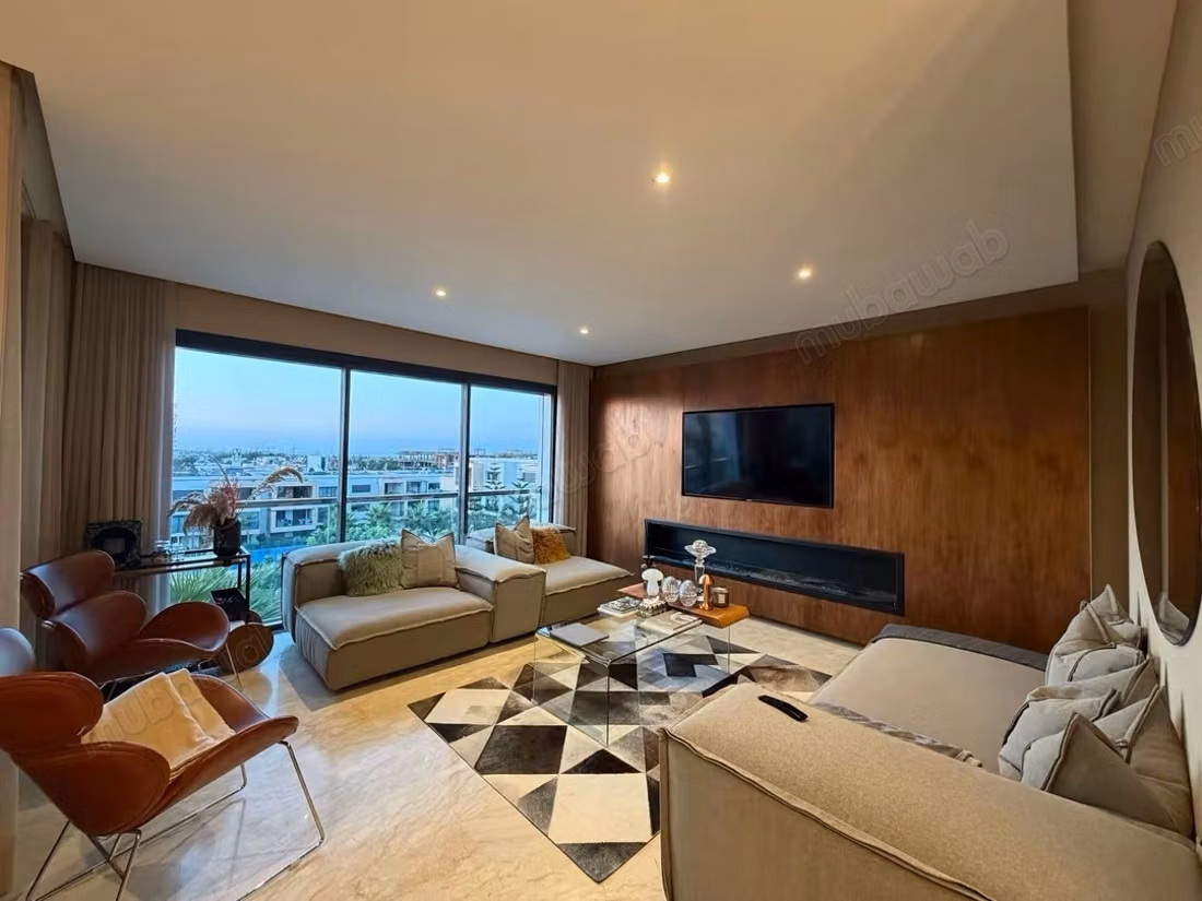 Hermoso apartamento en venta. Gran área de 184 m²