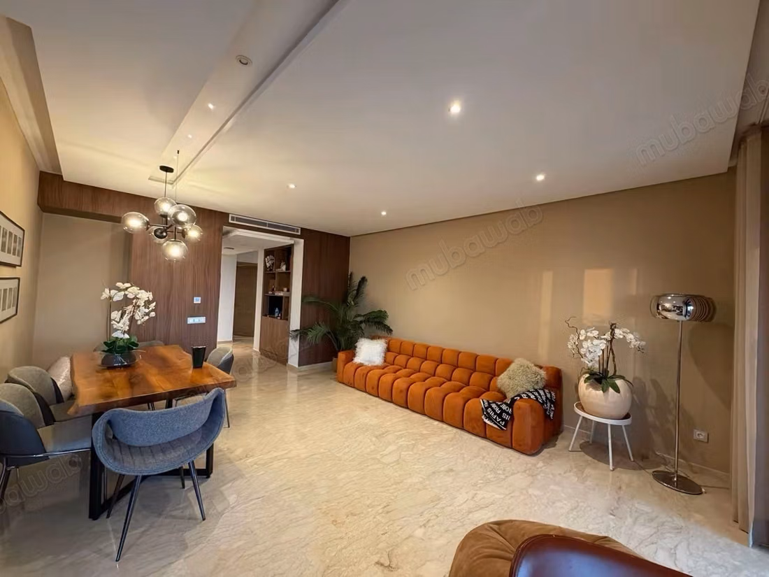Hermoso apartamento en venta. Gran área de 184 m²