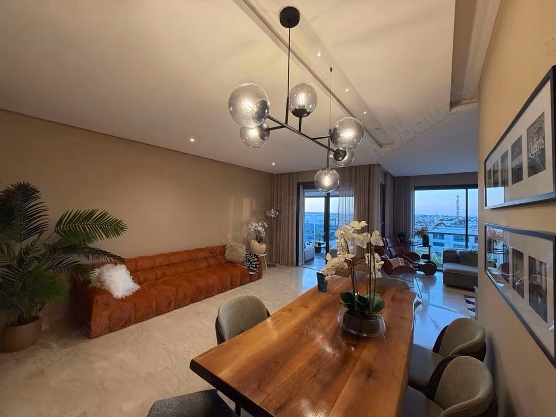 Hermoso apartamento en venta. Gran área de 184 m²