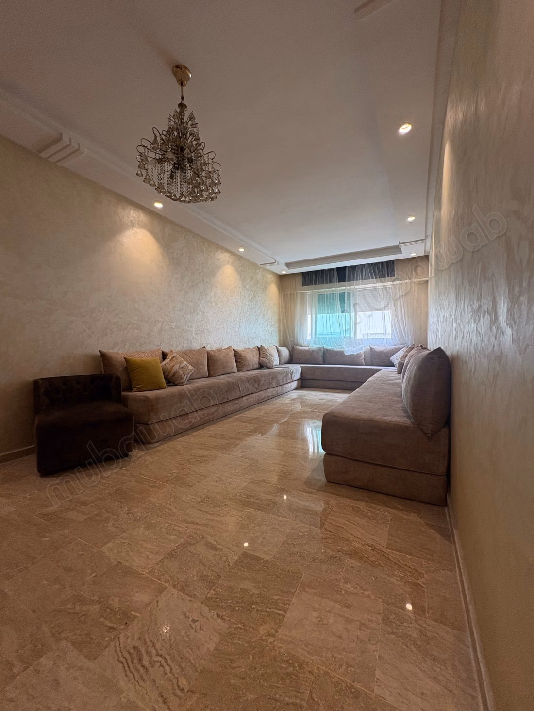 Très bel appartement en location à Belvédère.
Surface de 90 m².
Bien meublé
