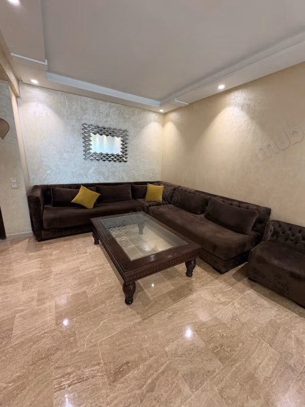 Très bel appartement en location à Belvédère.
Surface de 90 m².
Bien meublé