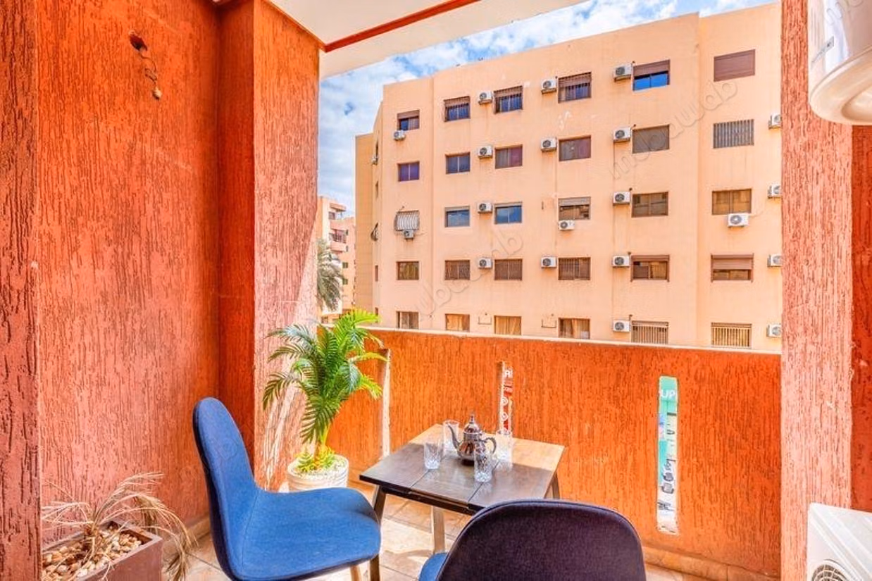 Elegante 2 Slaapkamers met Terras - Residentie met Zwembad