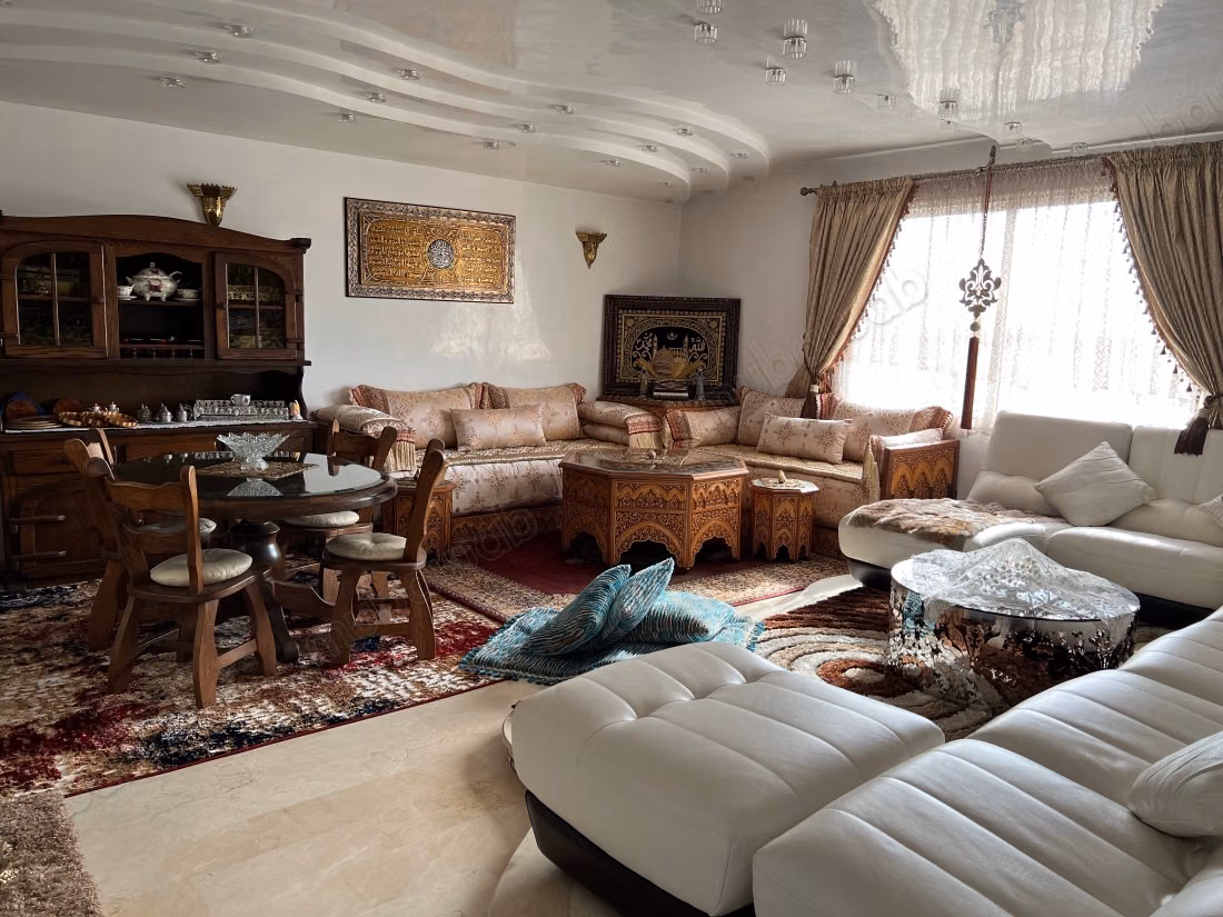 Stunning apartment for sale in Hay Arsalan. Area 80 m². Well furnished.
