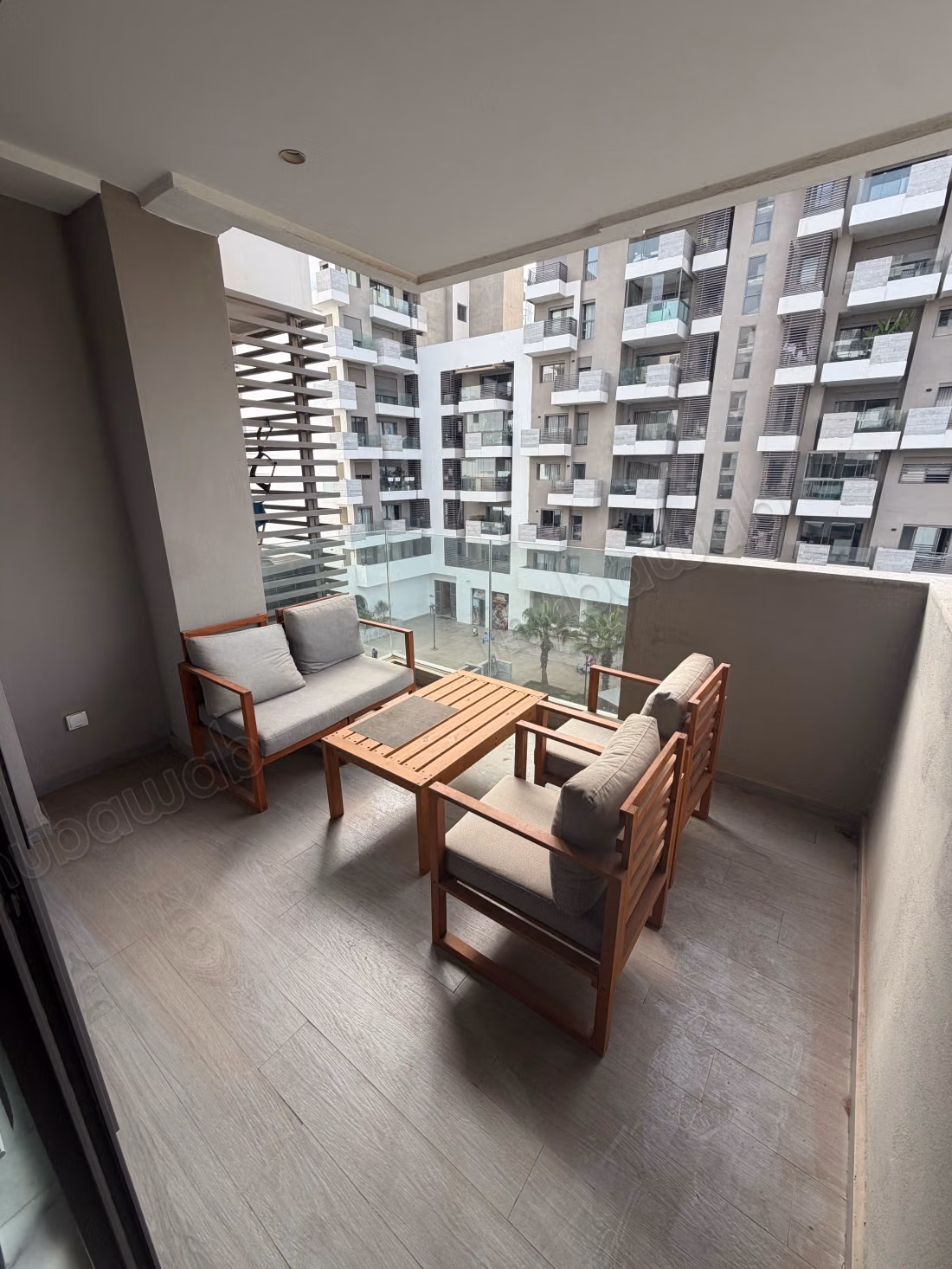 Louez cet appartement à Casablanca Finance City. 3 belles chambres. Meublé