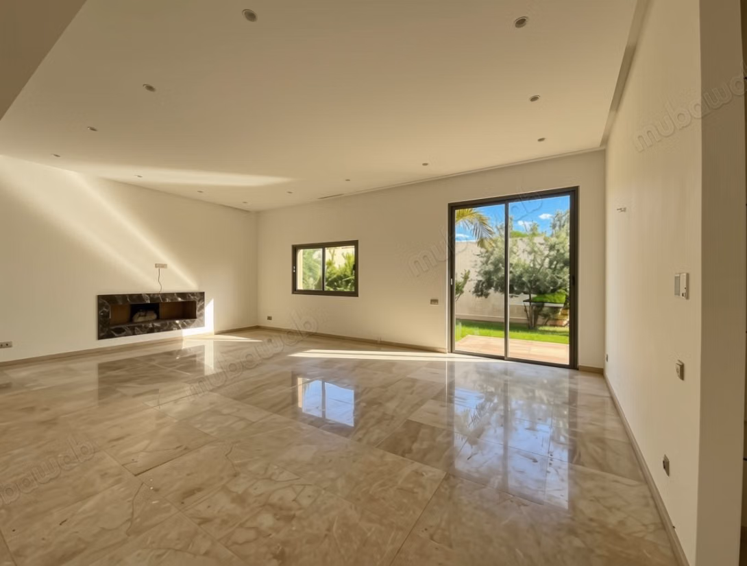 Superbe villa avec piscine LLD vide proche Amelkis
