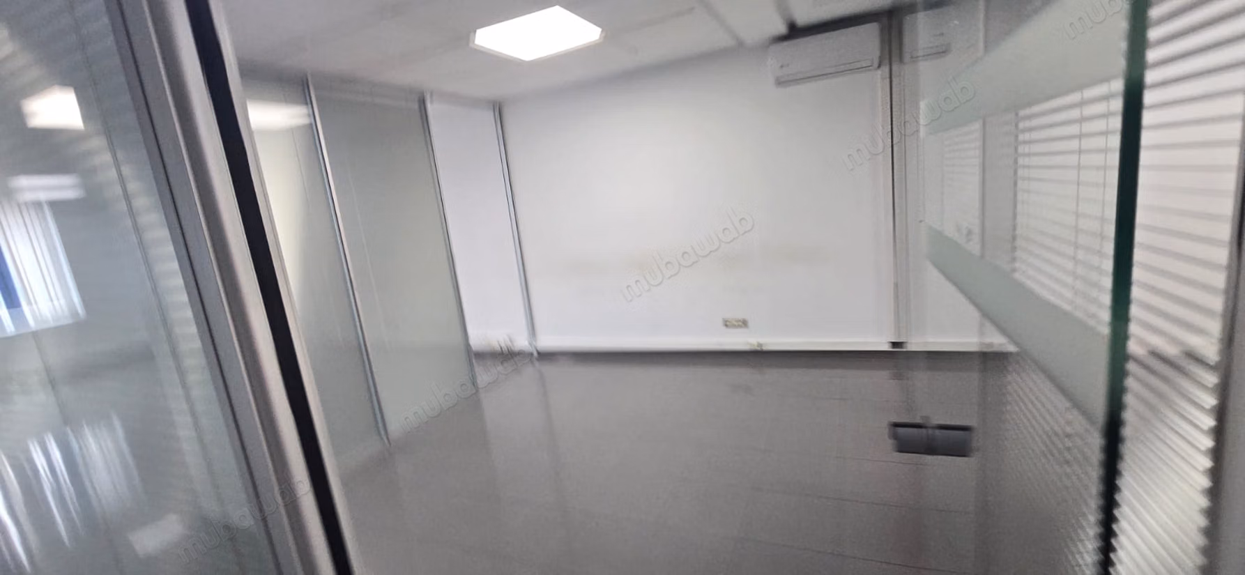 À LOUER – Superbe Bureau Aménagé de 144 m²