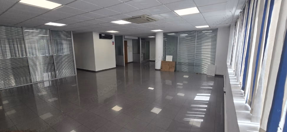 IN AFFITTO – Superbo Ufficio Arredato di 144 m²