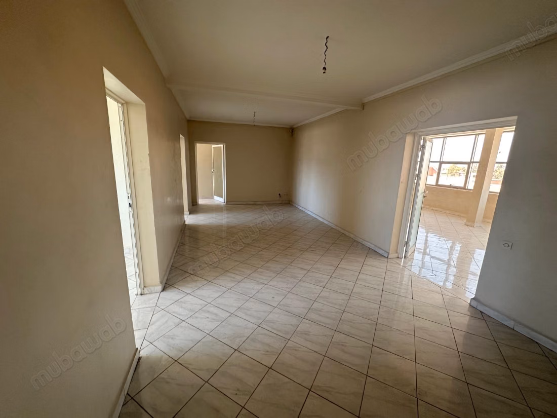 Plateau bureau de 186 et 336 m2 à sidi Ghanem
