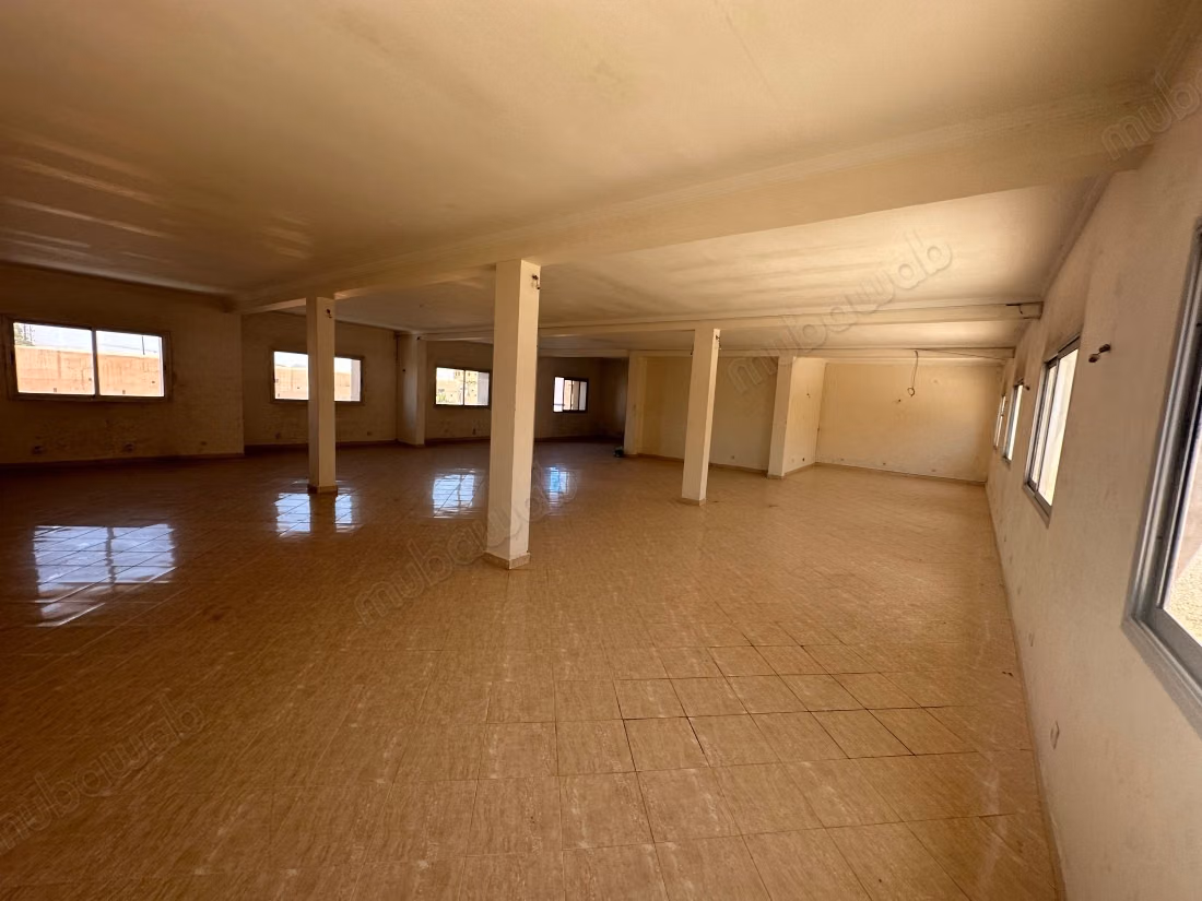 Plateau bureau de 186 et 336 m2 à sidi Ghanem