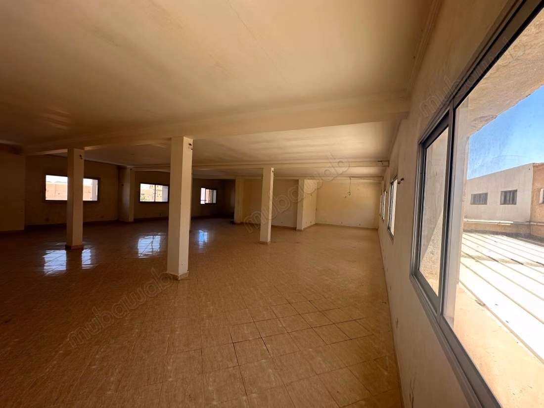 Plateau bureau de 186 et 336 m2 à sidi Ghanem