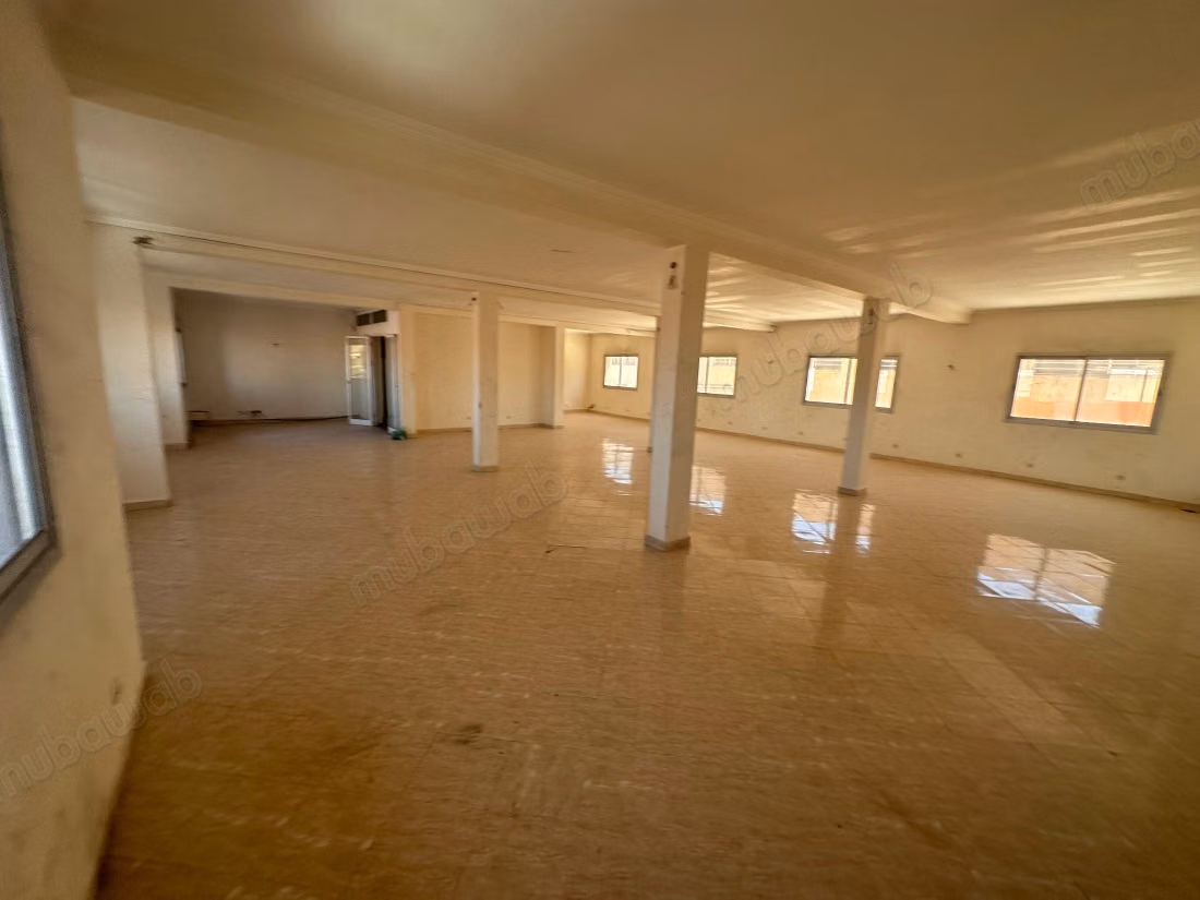 Plateau bureau de 186 et 336 m2 à sidi Ghanem