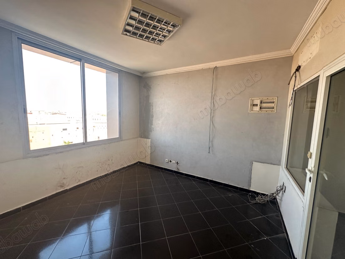 Plateau bureau de 186 et 336 m2 à sidi Ghanem