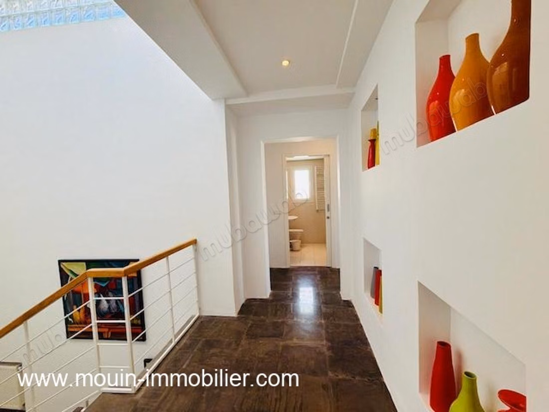 Vendita casa a Yasmine Hammamet. 6 camere confortevoli. Arredato