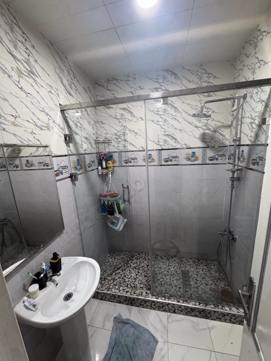 Appartamento fantastico in affitto nei Riadi di Oulad Matt. Superficie totale di 90 m². Arredato