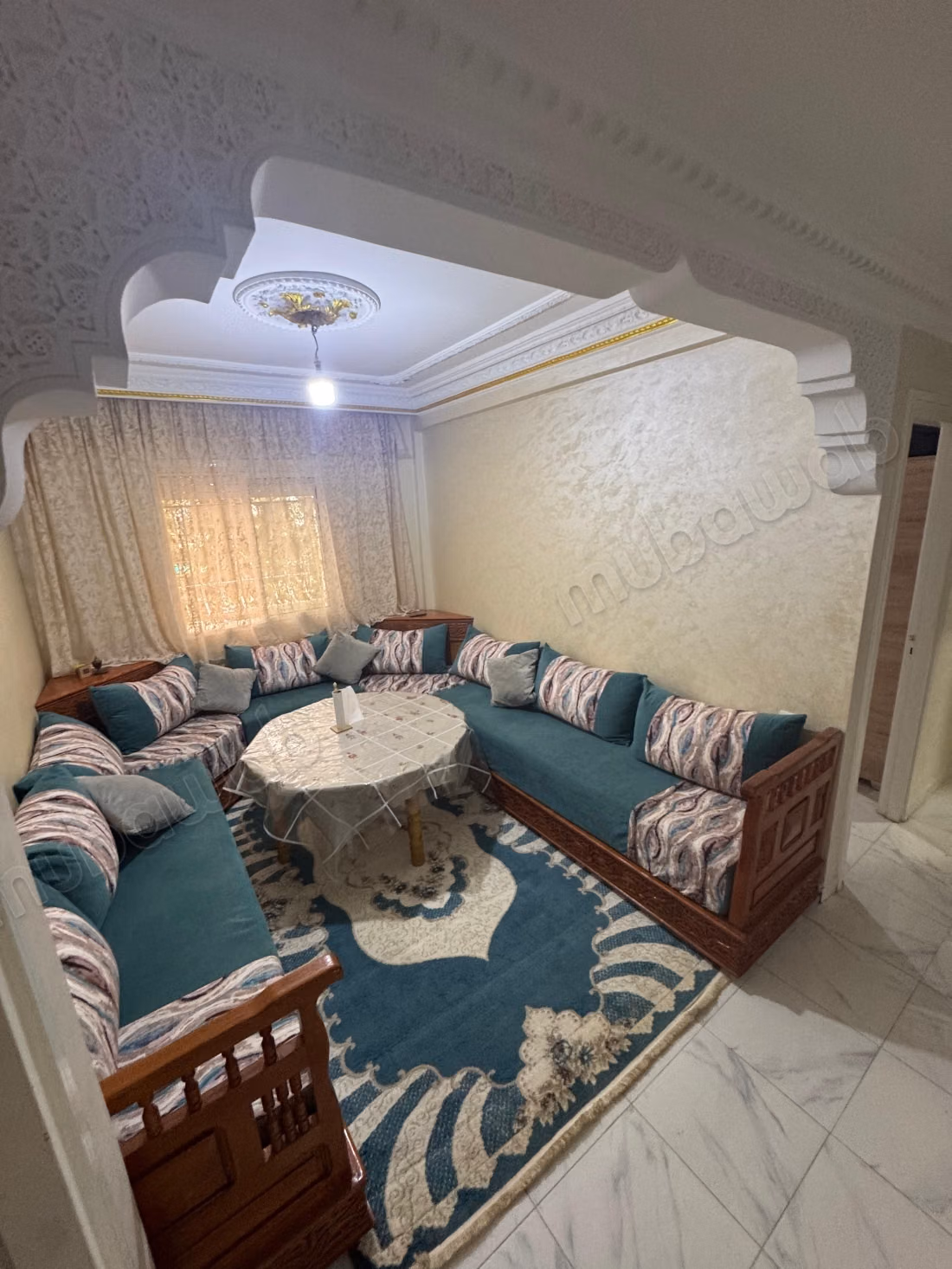 Appartamento fantastico in affitto nei Riadi di Oulad Matt. Superficie totale di 90 m². Arredato