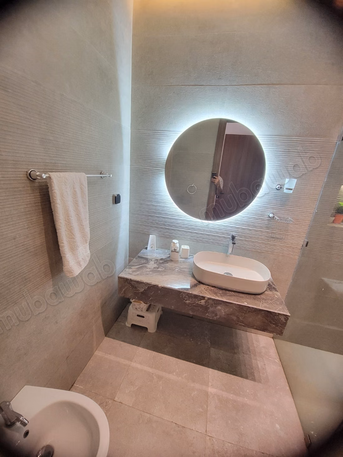 Prachtig gemeubileerd appartement met zwembad te huur