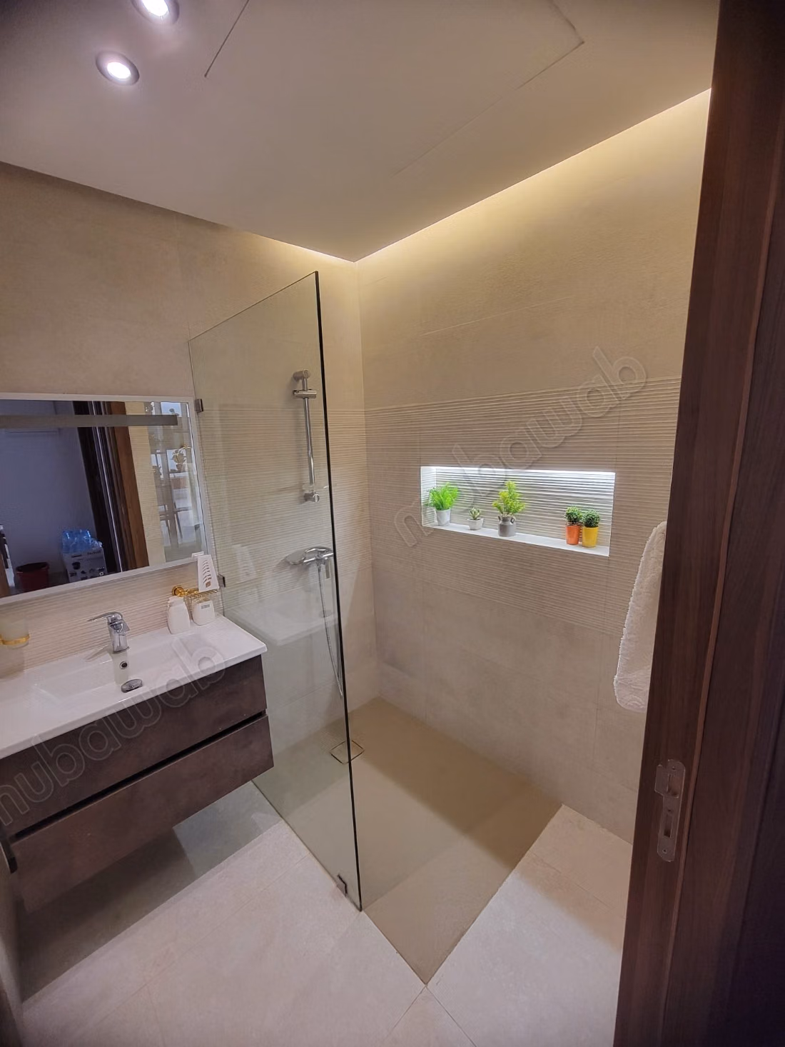 Prachtig gemeubileerd appartement met zwembad te huur
