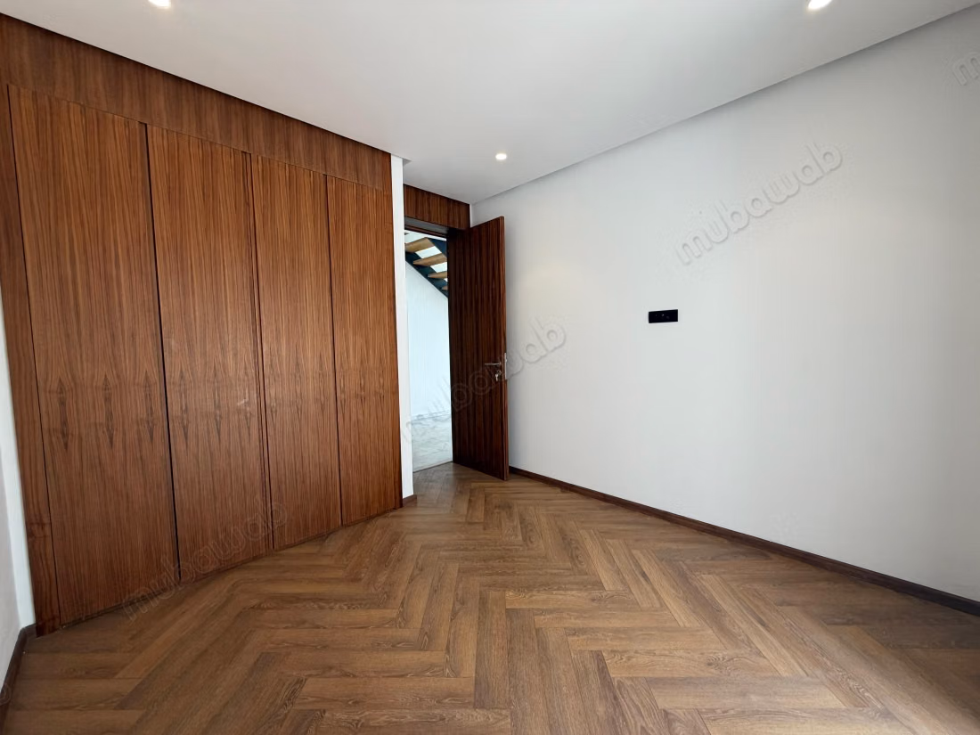 Superbe appartement vide moderne à louer 
CFC Casa finance city