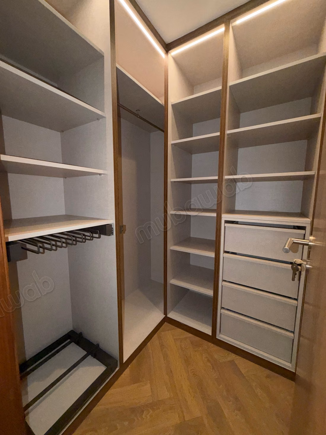Superbe appartement vide moderne à louer 
CFC Casa finance city
