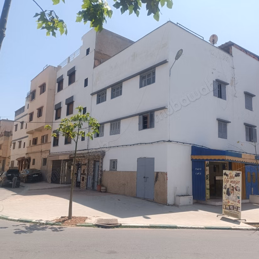Maison à vendre dans le quartier Salama, Sala