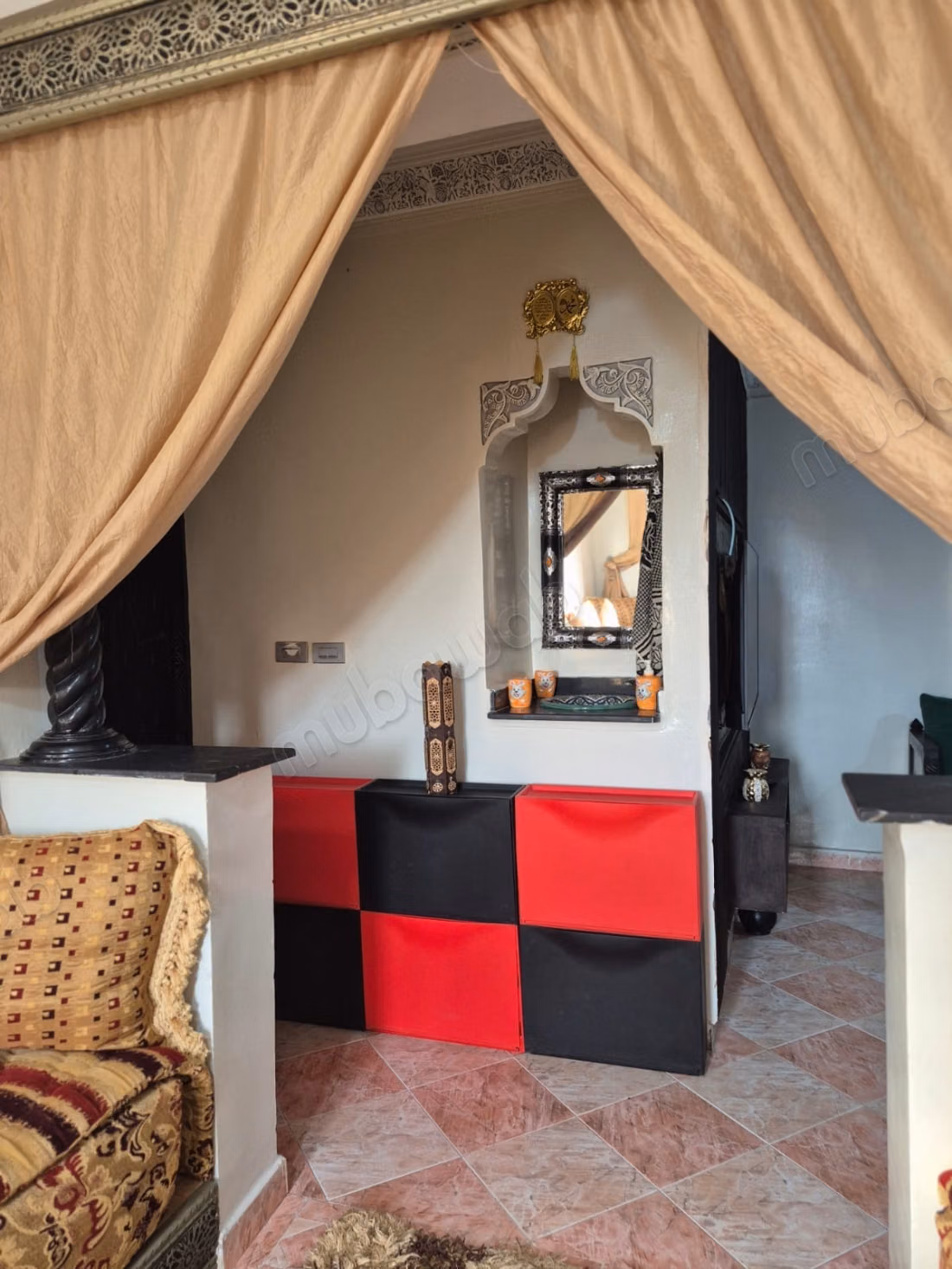 Appartements à louer à Mhamid. 2 chambres. Salon marocain meublé, résidence fermée