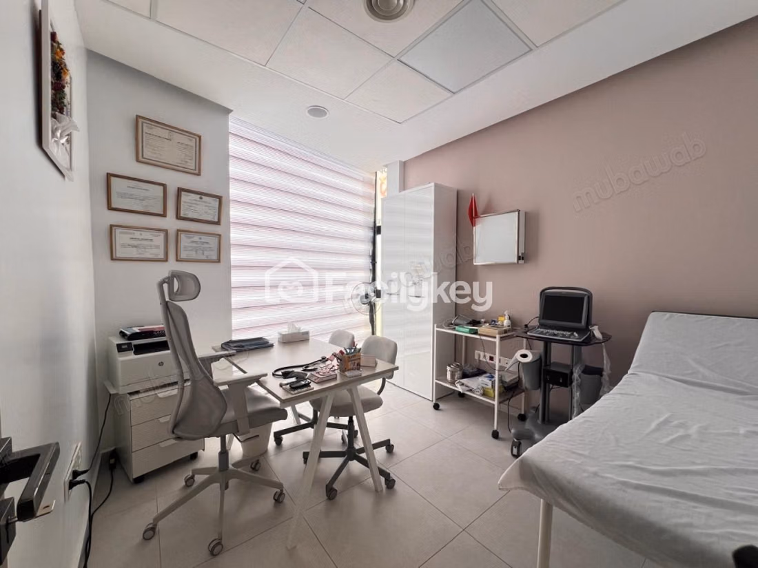 Kantoor van 70 m² in Bouskoura