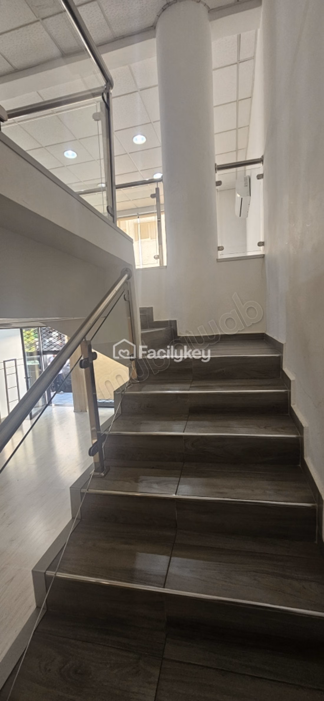 Local comercial de 140 m² en Casablanca