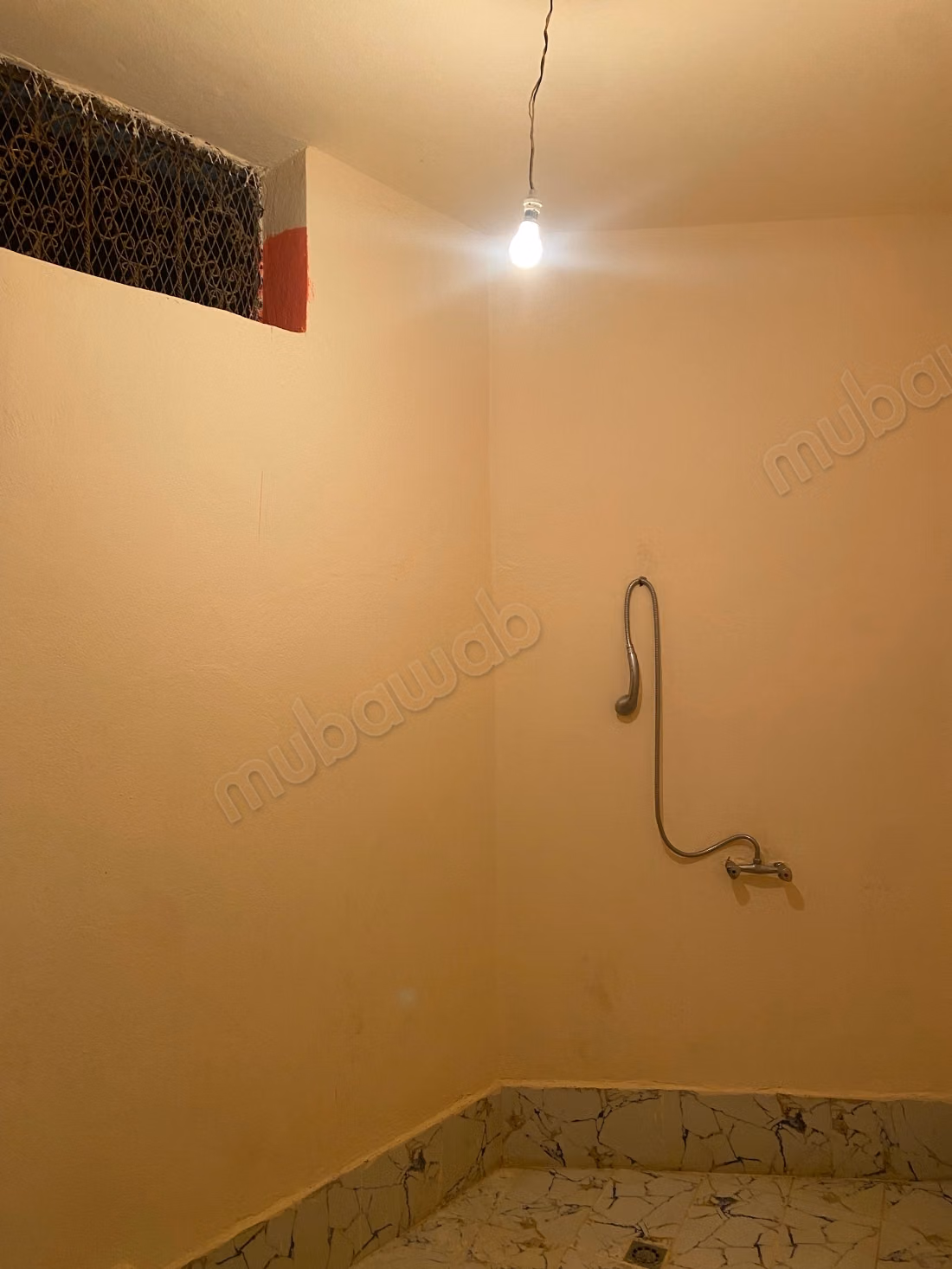 Maison à vendre. Dimension 120 m². Vue sur la montagne