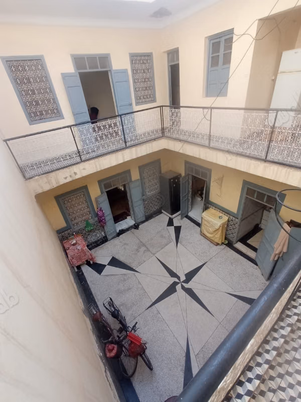 Encuentra tu riad en venta en El Moukef. 6 habitaciones. Salón marroquí tradicional