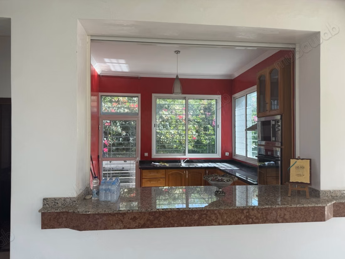 Villa di lusso in vendita a Dar Bouazza. 5 camere piacevoli