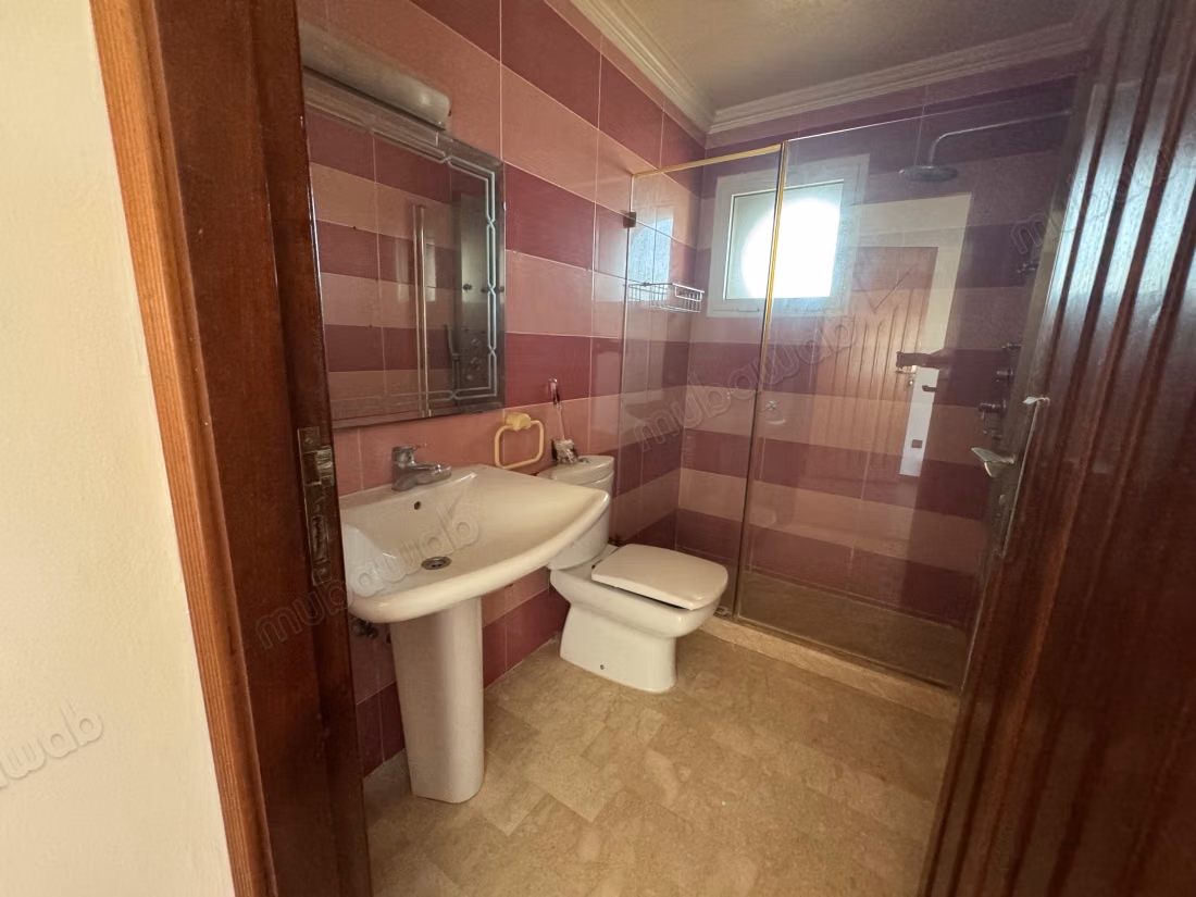 Villa di lusso in vendita a Dar Bouazza. 5 camere piacevoli